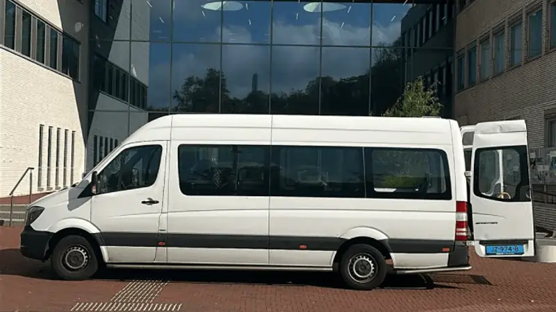 Rolstoelbus voor vervoer vanuit Rhenen